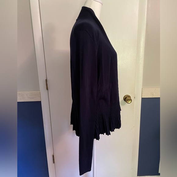 By Anthropologie Banlieue Peplum Cardigan Sweater Woman Size Large Navy NWOT - Picture 6 of 13